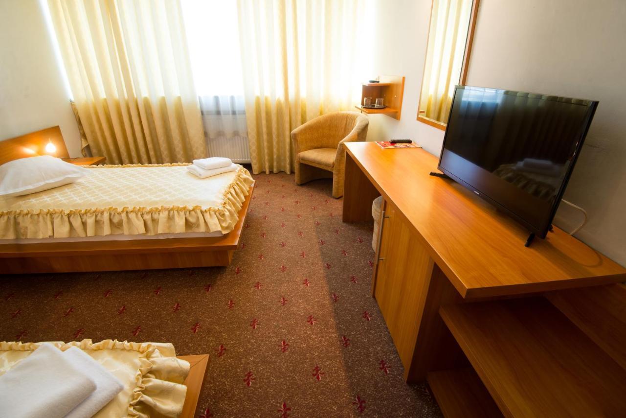 Hotel Victoria Cluj-Napoca Esterno foto