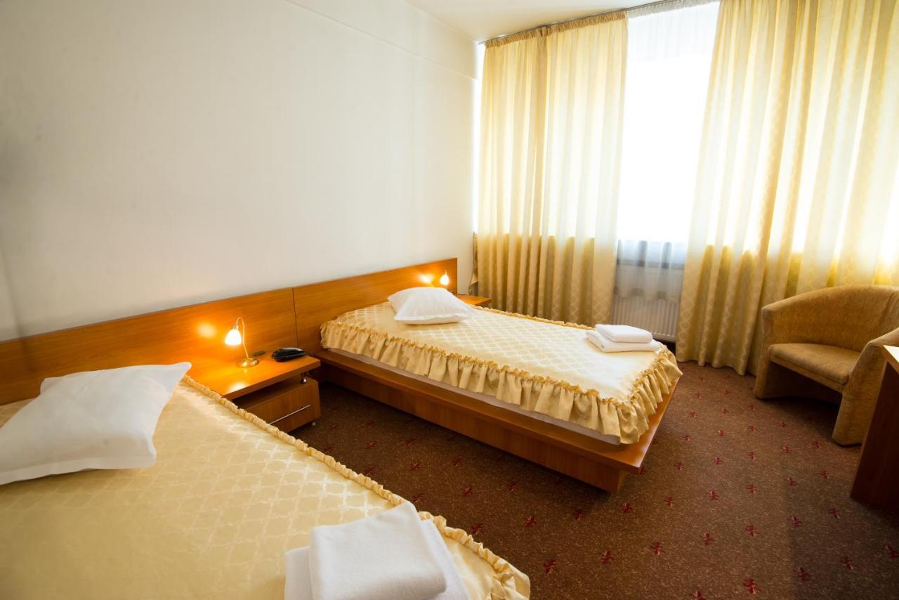 Hotel Victoria Cluj-Napoca Esterno foto